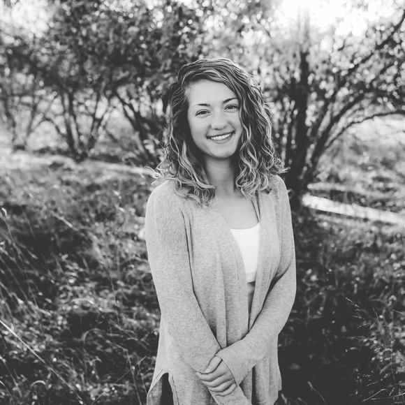 Meet your Posher, Kaylee - Picture 1 of 1